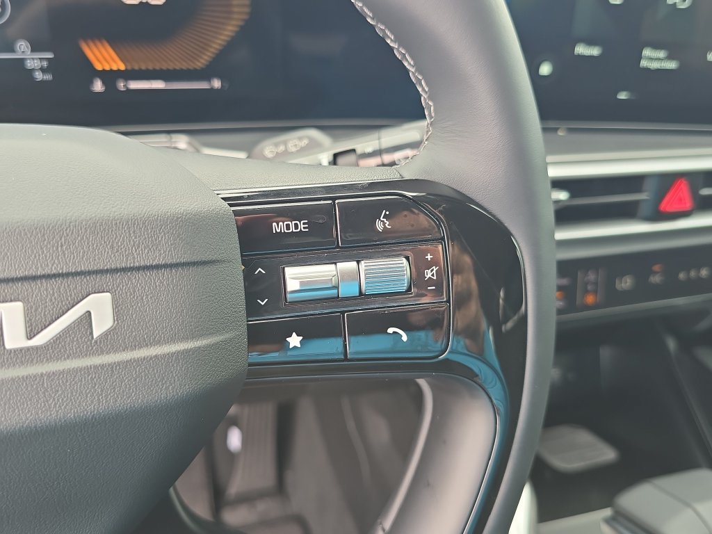 New 2026 Kia Sorento S FWD image 30