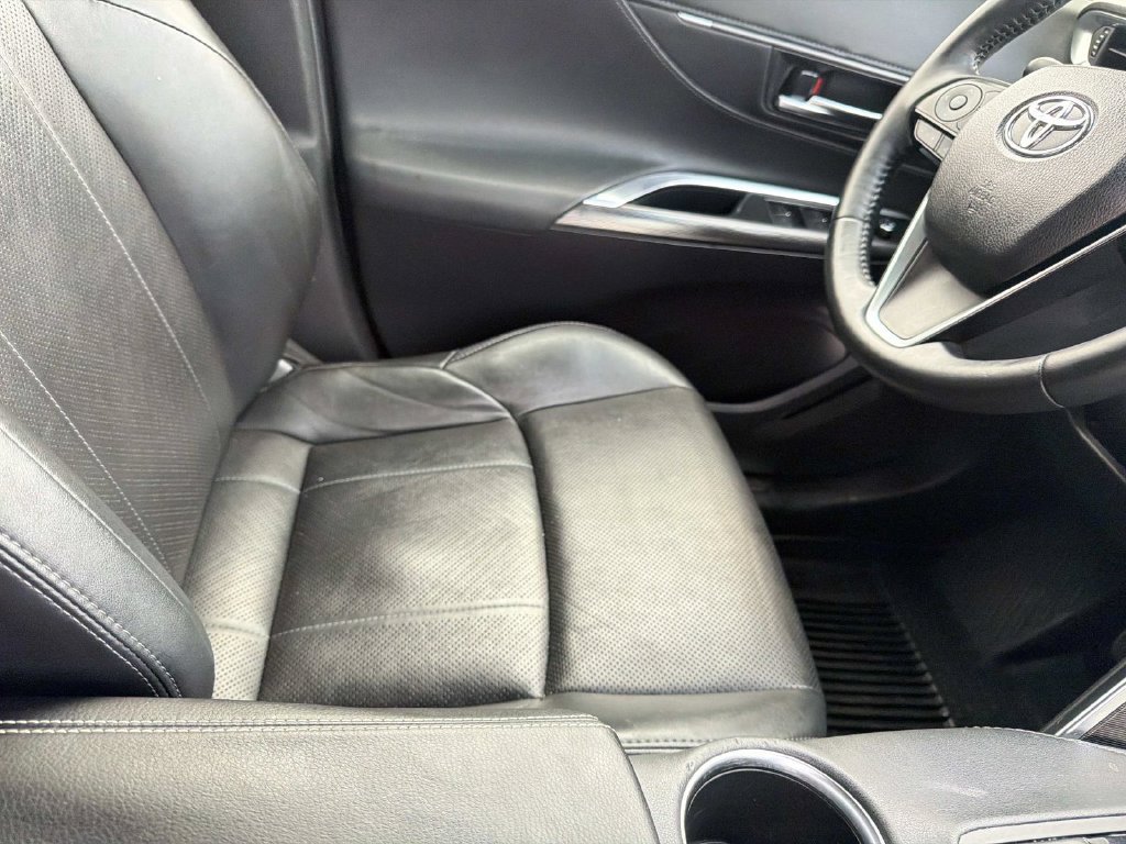 Used 2021 Toyota Venza Limited AWD/4WD image 13