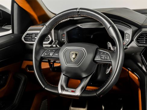 Used 2023 Lamborghini Urus S AWD/4WD image 53