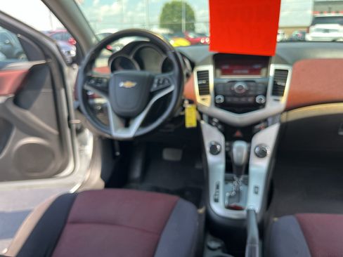 Used 2012 Chevrolet Cruze LT FWD image 34