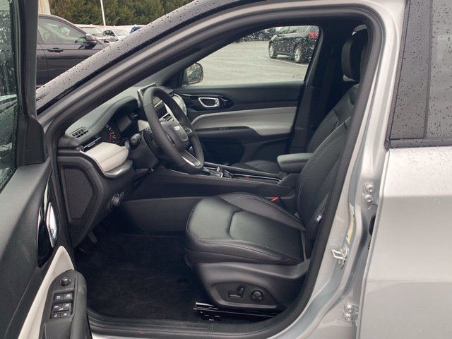 New 2026 Jeep Compass Limited AWD/4WD image 15