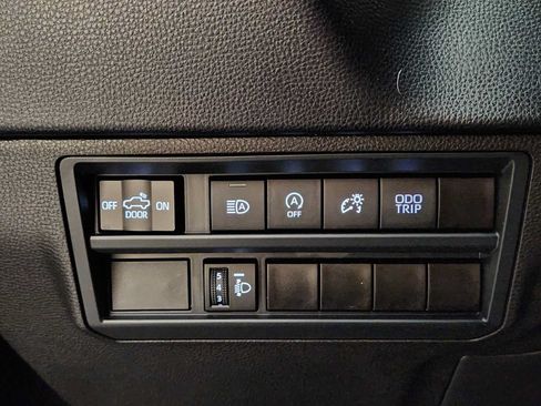 Used 2025 Toyota Tundra SR5 w/ SX Package RWD image 21