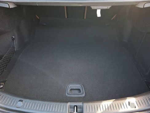 Used 2019 Mercedes-Benz E 300 4MATIC image 30