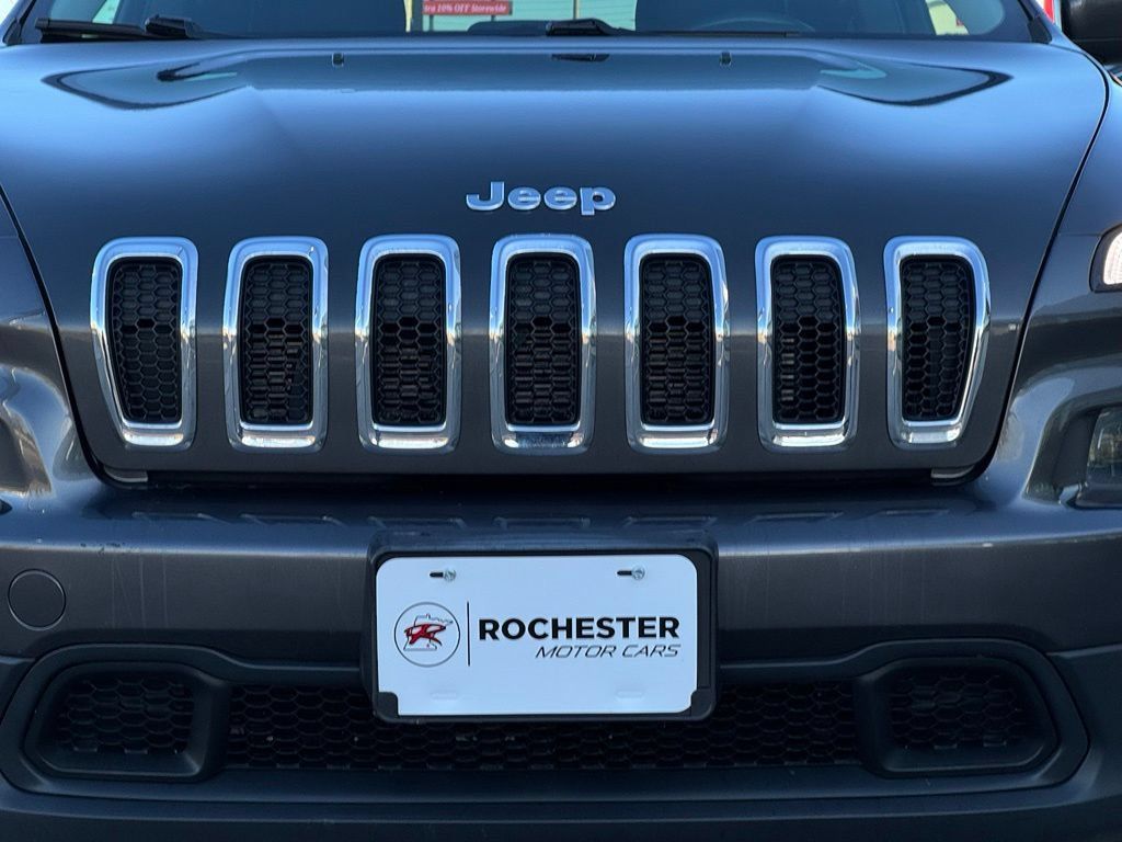 Used 2014 Jeep Cherokee Latitude w/ Comfort/Convenience Group AWD/4WD image 40