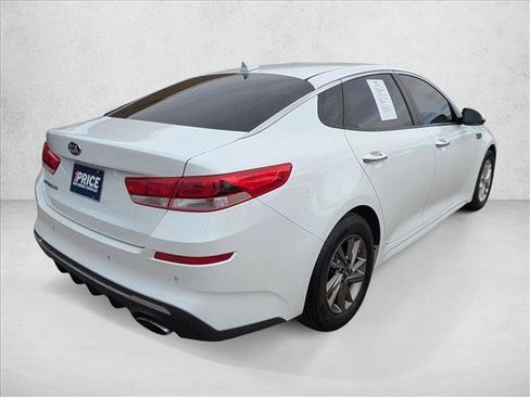 Used 2019 Kia Optima LX image 5