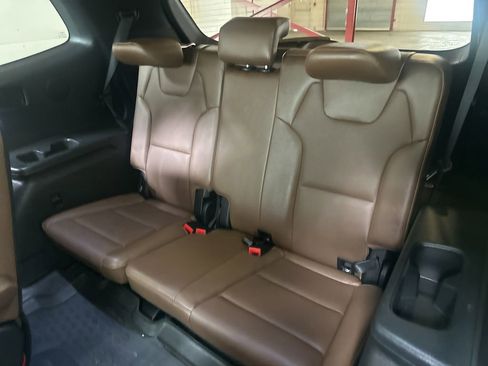 Used 2022 Kia Telluride SX w/ SX Prestige Package AWD/4WD image 28