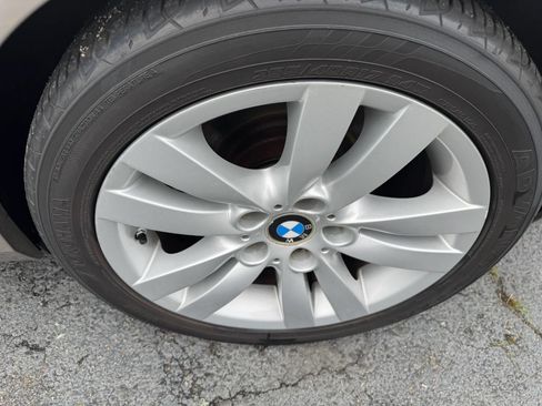 Used 2011 BMW 128i Convertible RWD image 7