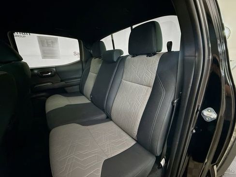 Used 2023 Toyota Tacoma TRD Off-Road image 22