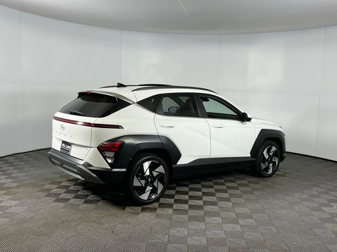 Used 2024 Hyundai Kona Limited image 8