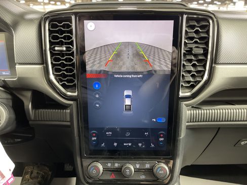 Used 2024 Ford Ranger XLT w/ Equipment Group 301A High image 23