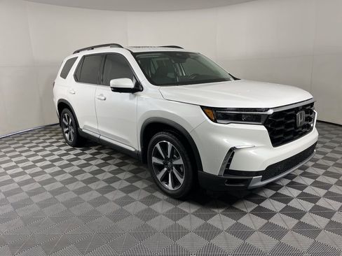 Certified 2023 Honda Pilot Elite image 18