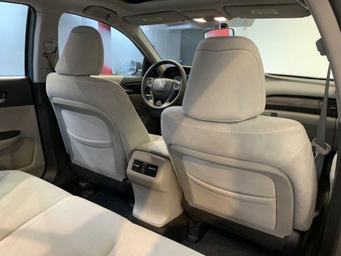 Used 2014 Honda Accord EX image 32