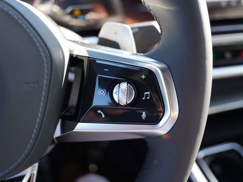 New 2026 BMW 740i w/ Premium Package image 19