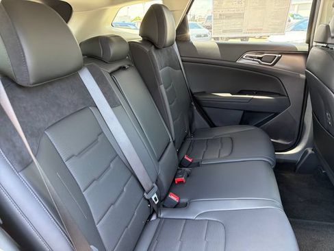 New 2026 Kia Sportage SX FWD image 23