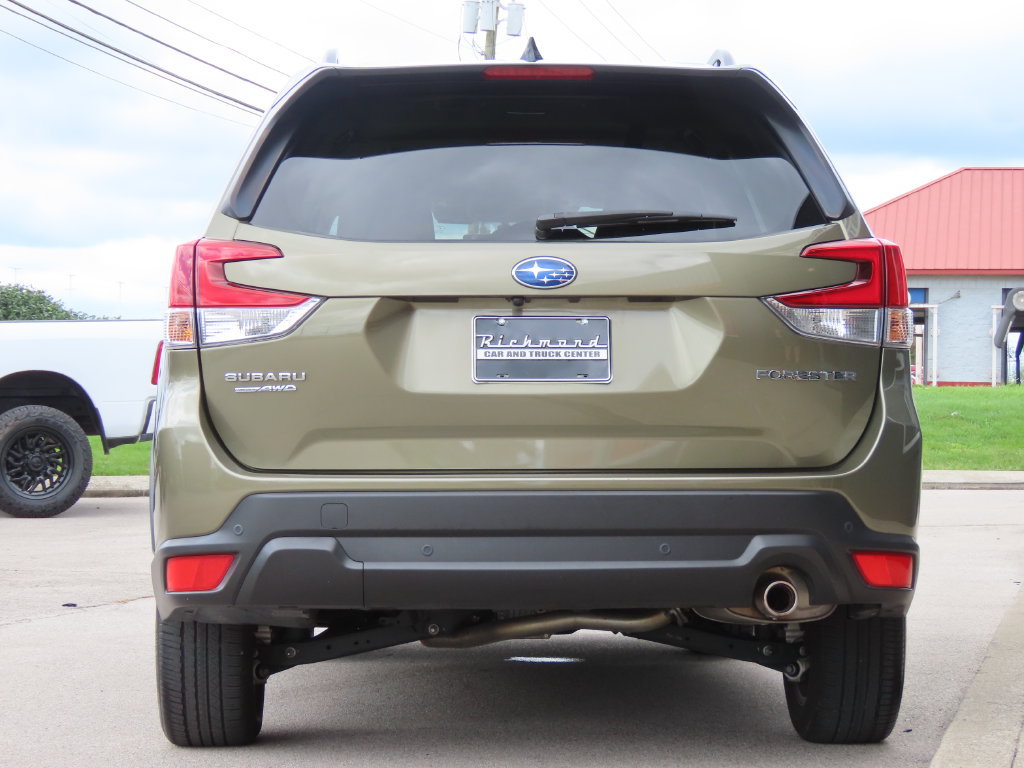 Used 2024 Subaru Forester Limited AWD/4WD image 12