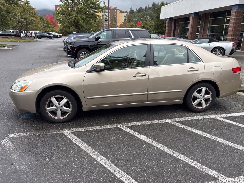 Used 2004 Honda Accord EX image 2