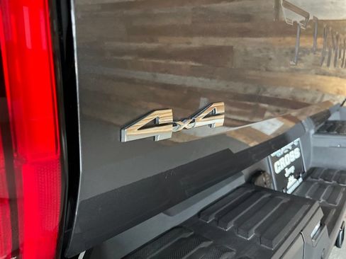 Used 2024 Toyota Tundra SR5 w/ SR5 Convenience Package AWD/4WD image 20