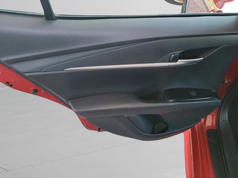 Used 2025 Toyota Camry SE image 20