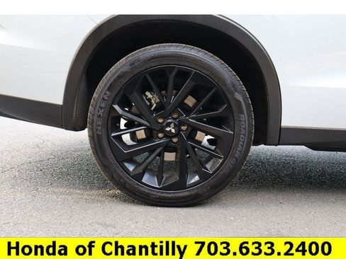 Used 2024 Mitsubishi Outlander SE Black Edition image 30