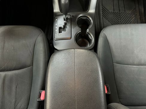 Used 2013 Kia Sorento LX image 40