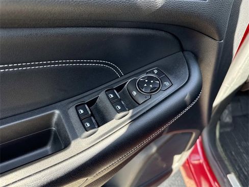 Used 2022 Ford Edge Titanium w/ Equipment Group 301A image 12