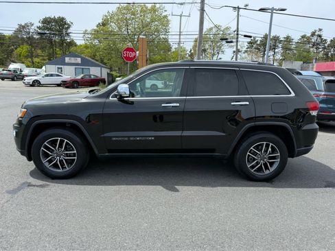 Used 2020 Jeep Grand Cherokee Limited w/ Trailer Tow Group IV AWD/4WD image 4