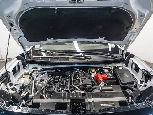 Used 2025 Nissan Kicks S image 27