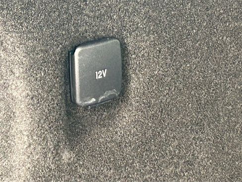 Used 2022 Lincoln Corsair FWD w/ Equipment Group 101A image 9