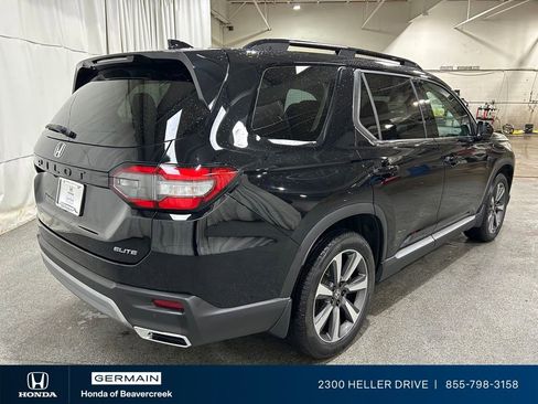 Certified 2025 Honda Pilot Elite image 8