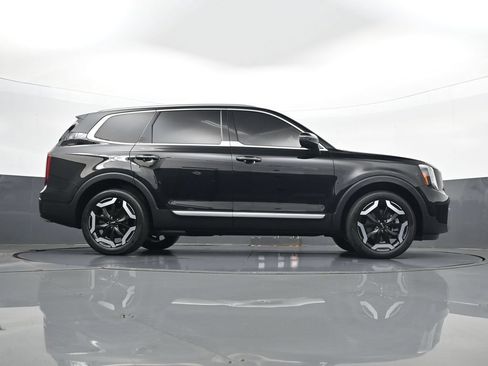 Used 2023 Kia Telluride S w/ S Sunroof Package FWD image 26