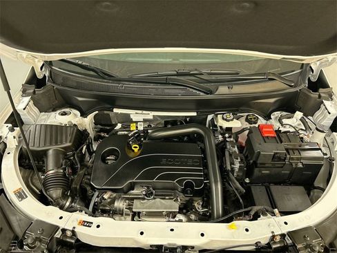 New 2026 Chevrolet Equinox LT w/ Convenience Package II image 9