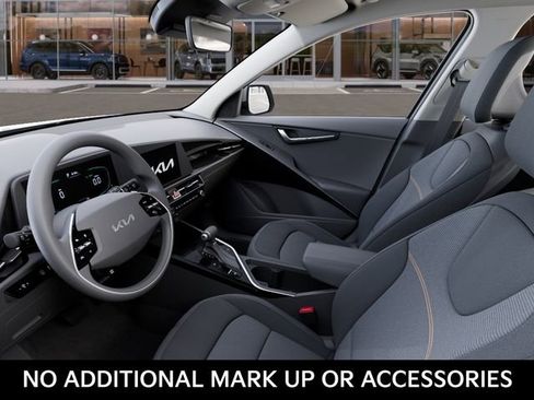 New 2026 Kia Niro LX FWD image 17