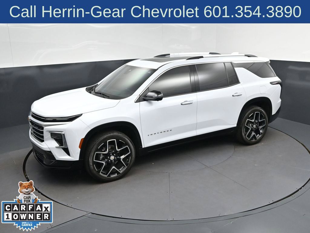 Used 2026 Chevrolet Traverse High Country FWD image 31