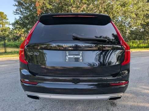Used 2021 Volvo XC90 T6 Momentum w/ Climate Package AWD/4WD image 7