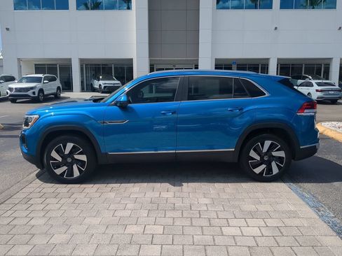 Used 2025 Volkswagen Atlas Cross Sport SEL AWD/4WD image 5