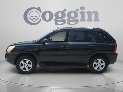 Used 2009 Kia Sportage LX FWD image 2