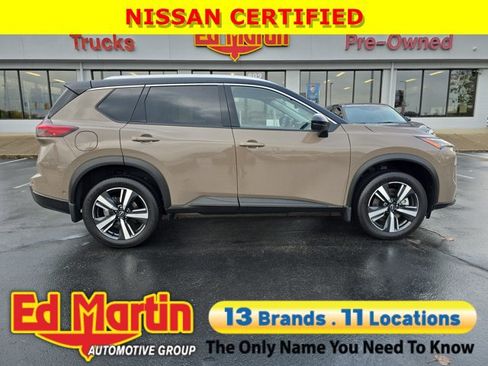 Certified 2025 Nissan Rogue SL w/ Tech Package image 1