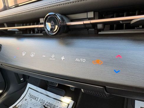 Used 2023 Nissan Ariya FWD image 30