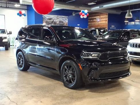 Used 2026 Dodge Durango GT w/ Blacktop Package AWD/4WD image 4