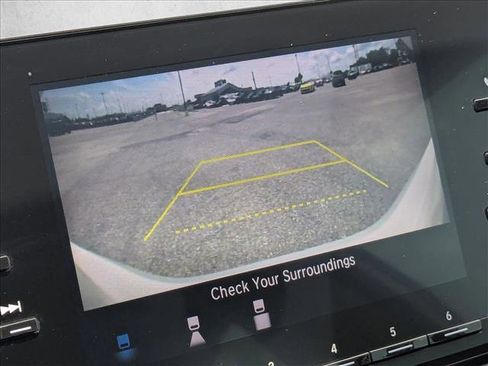 Used 2019 Honda Accord LX image 12