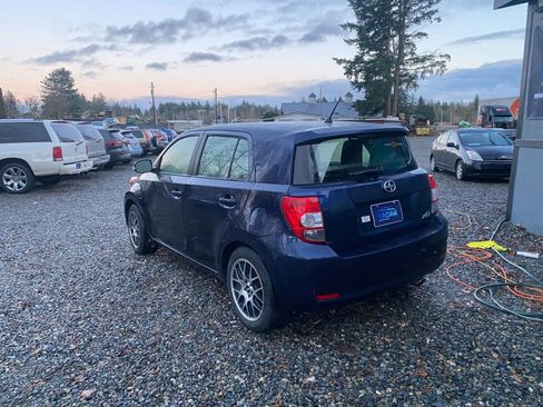 Used 2014 Scion xD image 4