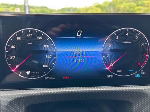 Certified 2025 Mercedes-Benz CLA 250 4MATIC image 17