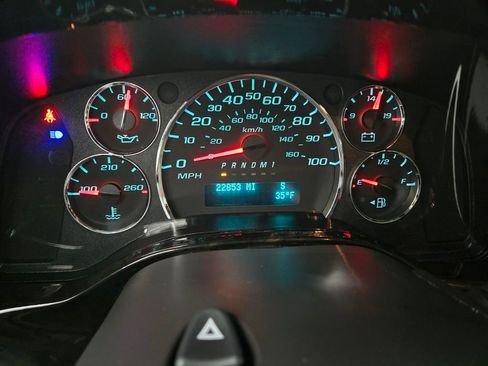 Used 2023 GMC Savana 2500 image 22