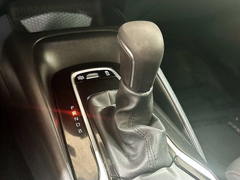 Used 2025 Toyota Corolla SE FWD image 14