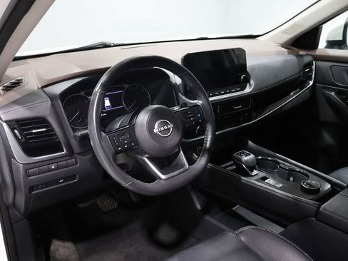 Used 2023 Nissan Rogue SL w/ SL Premium Package image 17