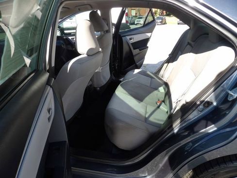 Used 2016 Toyota Corolla LE FWD image 32