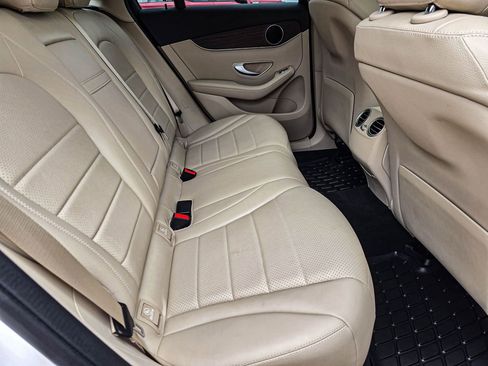 Used 2022 Mercedes-Benz GLC 300 4MATIC image 37