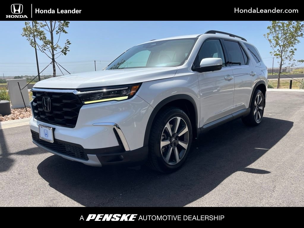 Used 2023 Honda Pilot Elite image 1