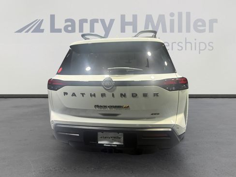 Certified 2025 Nissan Pathfinder Rock Creek AWD/4WD image 4