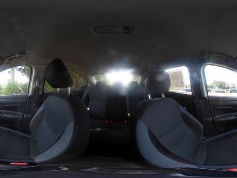 Used 2025 Nissan Versa SV FWD image 41
